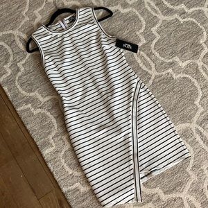 Daily Look mini dress! Size Medium, never worn